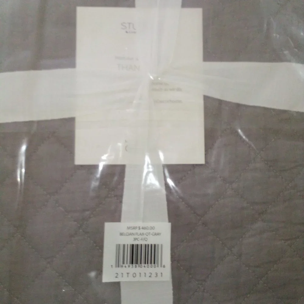 Comforter Set - Picture 3 of 3